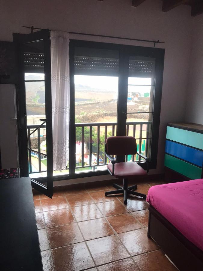 Lanzate Apartment Tinajo Exterior photo